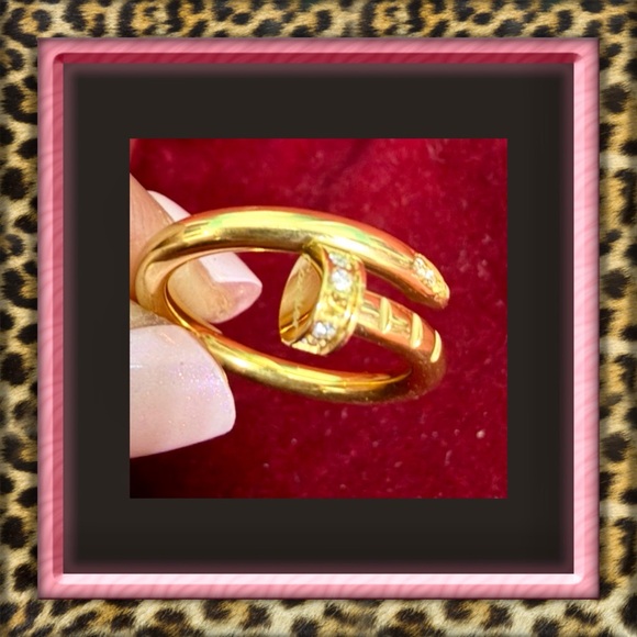 non brande Jewelry - 👑✅PRICE FIRM✅ Gold Plated Fashion Bejeweled Nail Ring
